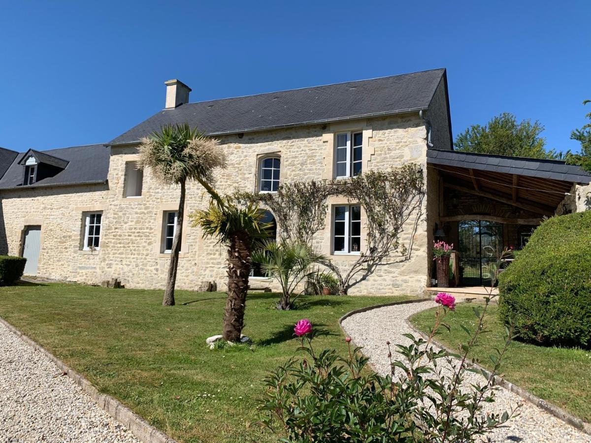 Villa Ferme De La Fontaine Bayeux Exterior foto